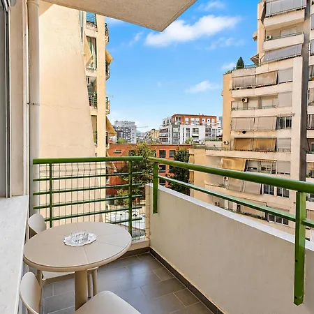 شقة Matisse No28 With Two Balconies