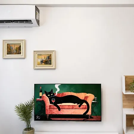 شقة Matisse No28 With Two Balconies